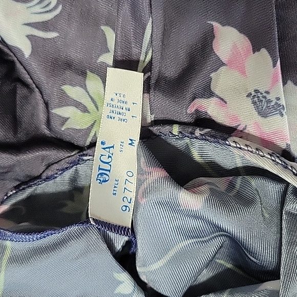 Vintage Olga Nightgown in Navy Floral Size Medium - Picture 6 of 7